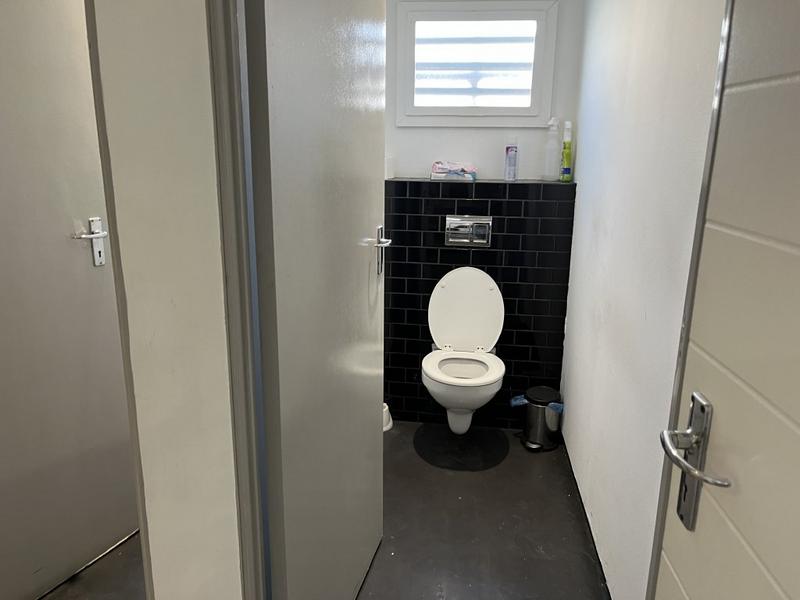 To Let commercial Property for Rent in Paarden Eiland Western Cape